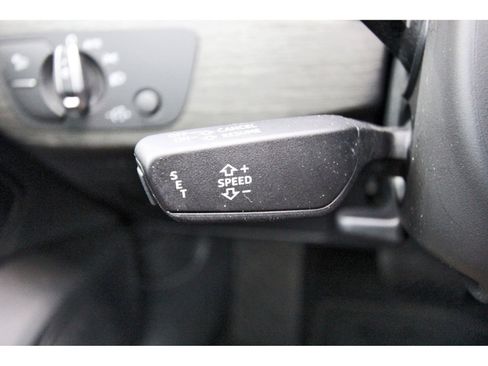 Used 2018 Audi A4 2.0T Ultra Premium Plus w/ Premium Plus Package image 18