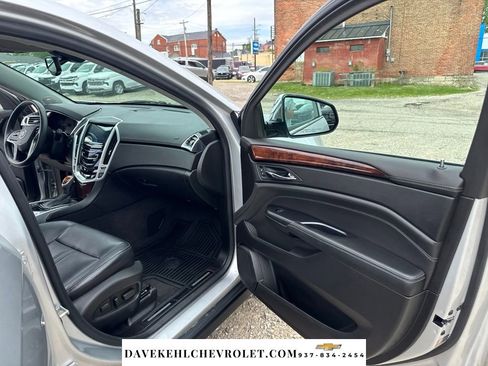 Used 2016 Cadillac SRX Luxury FWD image 27