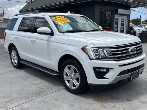 Used 2020 Ford Expedition XLT w/ Equipment Group 202A AWD/4WD image 1