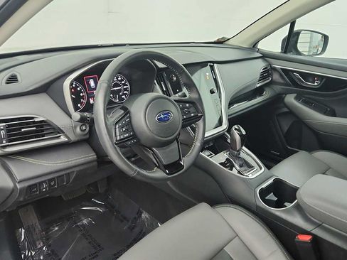 Certified 2025 Subaru Outback Onyx Edition AWD/4WD image 11