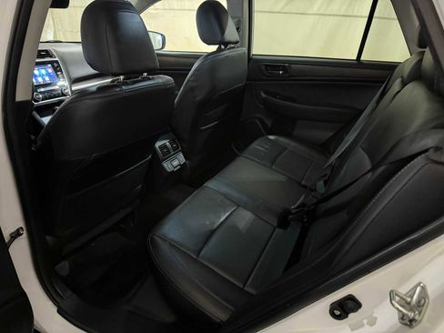 Used 2018 Subaru Outback 2.5i Limited image 23