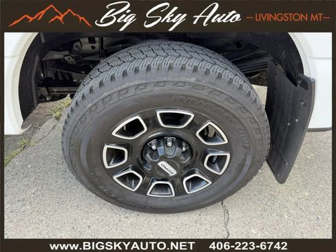 Used 2025 Ford F350 Platinum AWD/4WD image 10