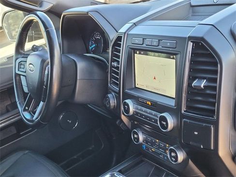 Used 2018 Ford Expedition Limited w/ Equipment Group 301A image 10