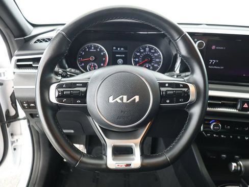 Used 2022 Kia K5 GT-Line image 11