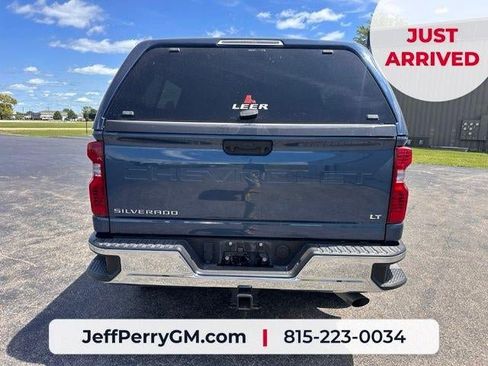 Used 2025 Chevrolet Silverado 2500 LT w/ Safety Package AWD/4WD image 5