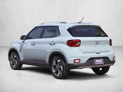 Certified 2026 Hyundai Venue SEL FWD image 7