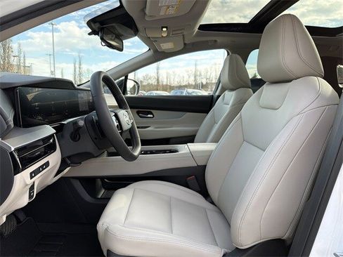 Used 2025 Nissan Murano SL w/ Cargo Package image 11