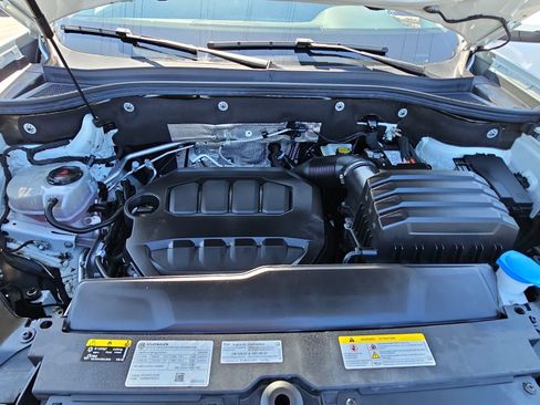 Certified 2024 Volkswagen Atlas SE AWD/4WD image 32