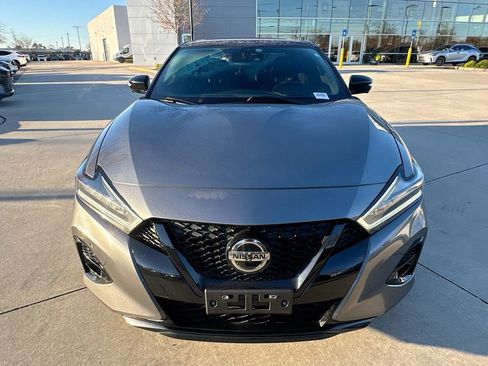 Used 2022 Nissan Maxima SR w/ Sport Mat Group image 4