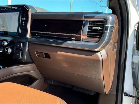 Used 2024 Ford F250 King Ranch w/ Chrome Package AWD/4WD image 16