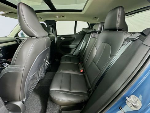 Used 2025 Volvo XC40 B5 Ultra w/ Climate Package AWD/4WD image 36