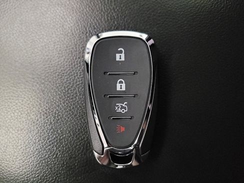 Used 2022 Chevrolet Malibu RS image 32