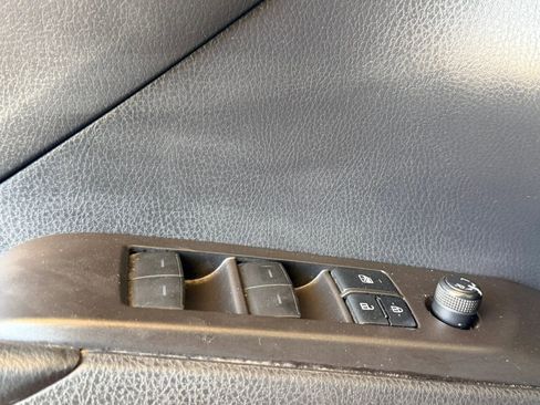 Used 2021 Toyota Camry SE FWD image 17