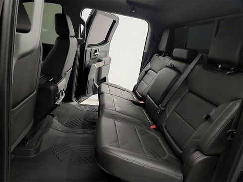 Used 2020 Chevrolet Silverado 1500 LT Trail Boss image 29