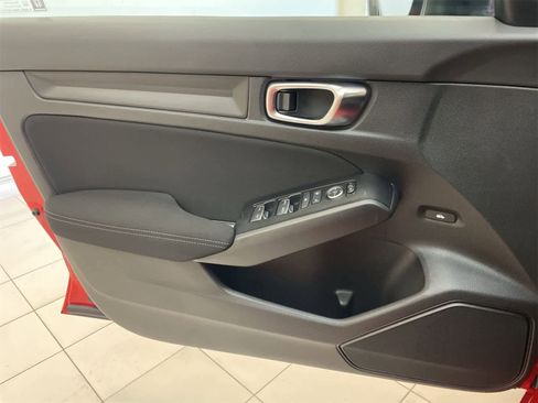 Used 2025 Honda Civic Sport image 14