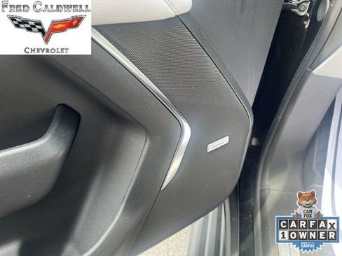 Used 2025 Chevrolet Tahoe Premier AWD/4WD image 29