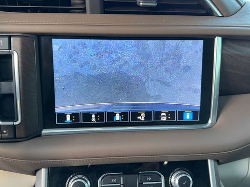 Used 2021 GMC Yukon XL Denali w/ Denali Ultimate Package image 23