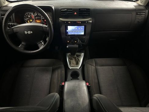 Used 2006 HUMMER H3 w/ Chrome Appearance Package AWD/4WD image 3