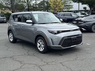 Used 2025 Kia Soul LX w/ LX Technology Package FWD video 1