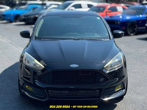 Used 2018 Ford Focus ST FWD image 13