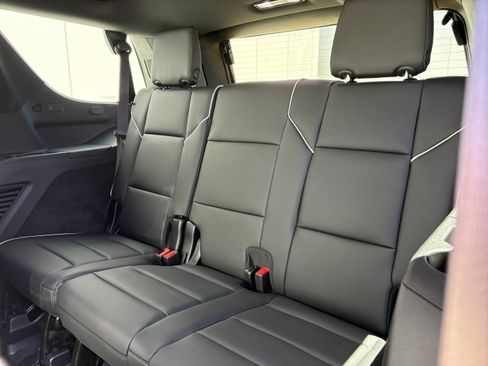 New 2026 Cadillac Escalade Luxury AWD/4WD image 14