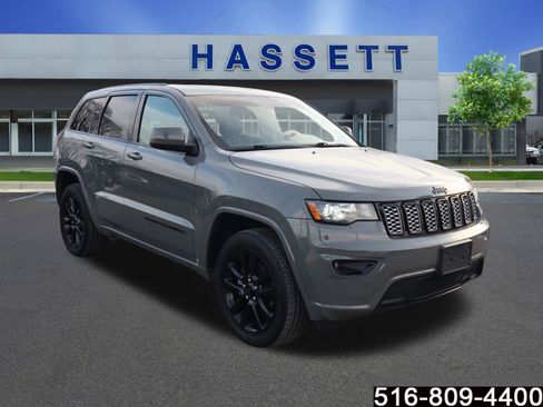 Used 2019 Jeep Grand Cherokee Altitude image 1