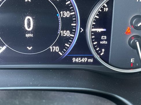 Used 2020 Buick Enclave Avenir w/ Avenir Technology Package AWD/4WD image 35