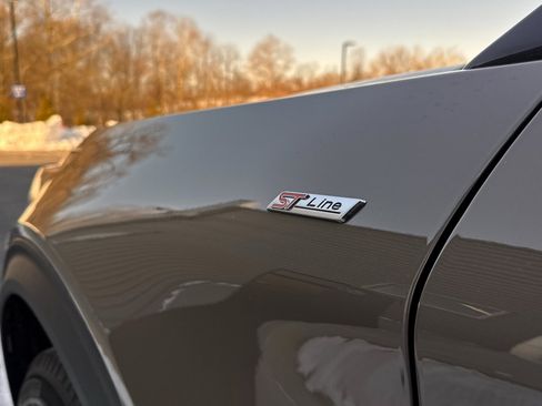 New 2026 Ford Explorer ST-Line image 25