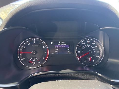 Certified 2023 Kia Forte LXS image 12