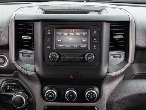 Used 2022 RAM 2500 Tradesman w/ Chrome Appearance Group image 18