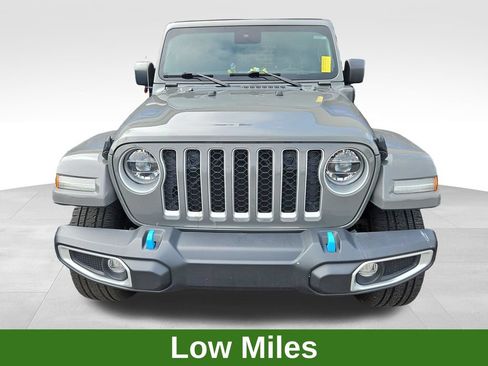 Used 2022 Jeep Wrangler Unlimited Sahara w/ Safety Group AWD/4WD image 2