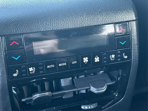 Certified 2023 Jeep Grand Cherokee Summit image 40