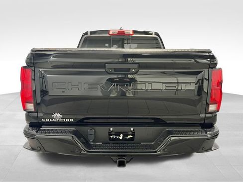 Used 2023 Chevrolet Colorado Z71 w/ Z71 Convenience Package 2 image 6