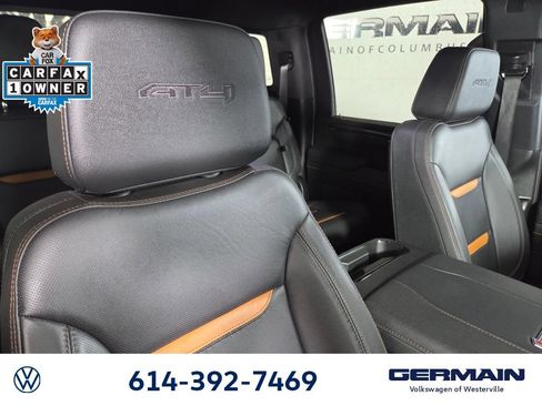 Used 2025 GMC Sierra 2500 AT4 w/ AT4 Premium Plus Package AWD/4WD image 15