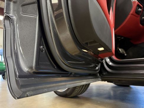 Used 2018 Bentley Bentayga image 60