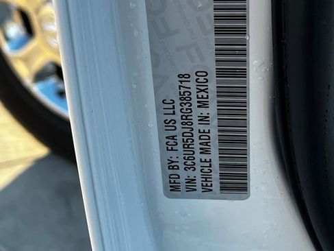 Used 2024 RAM 2500 Big Horn w/ Sport Appearance Package image 35