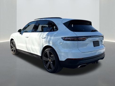 Used 2022 Porsche Cayenne image 7