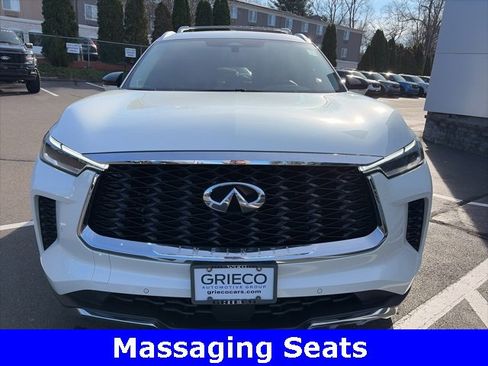 Used 2022 INFINITI QX60 Sensory w/ Cargo Package image 2