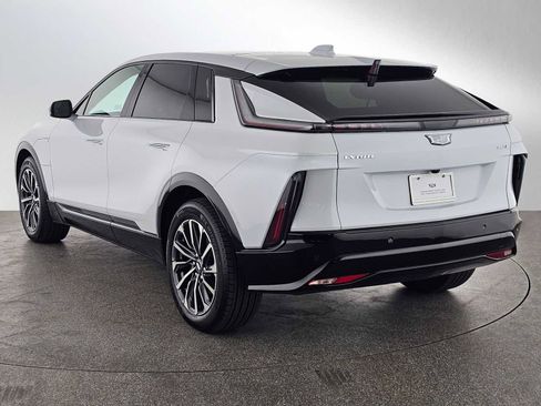 New 2026 Cadillac Lyriq Sport w/ LPO, Floor Liner Package RWD image 5
