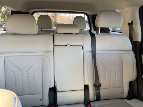 Used 2025 Hyundai Santa Fe SEL image 40