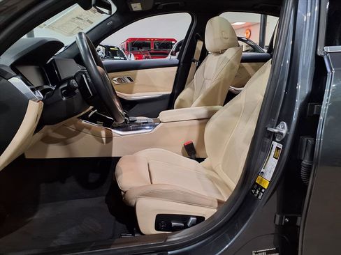 Used 2022 BMW 330i xDrive Sedan w/ Premium Package image 20