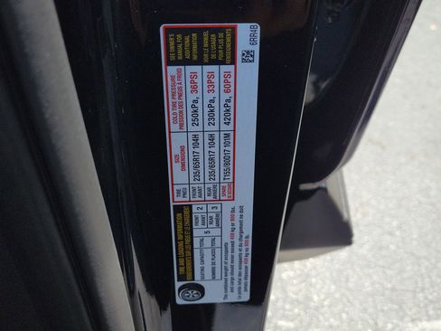 Used 2024 Nissan Rogue S FWD image 30