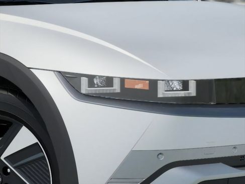New 2026 Hyundai Ioniq 5 SEL RWD image 9