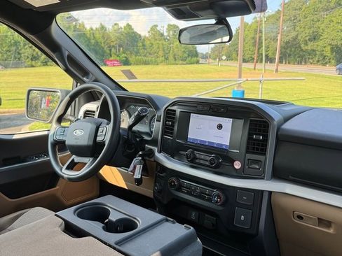 Used 2023 Ford F150 XLT image 10