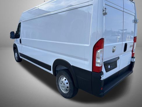 Used 2023 RAM ProMaster 2500 FWD image 4
