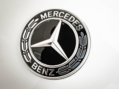 Used 2025 Mercedes-Benz GLS 450 4MATIC image 17