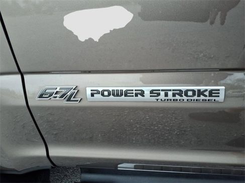 Used 2021 Ford F350 Lariat w/ Lariat Ultimate Package image 9