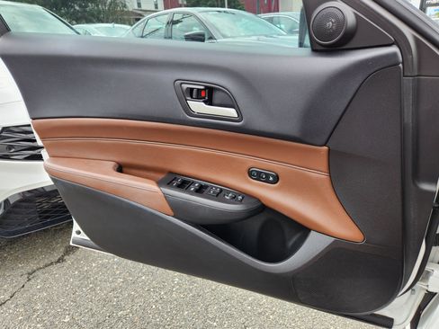 Used 2019 Acura ILX FWD image 23