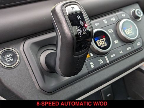 Used 2023 Land Rover Defender 110 SE image 19