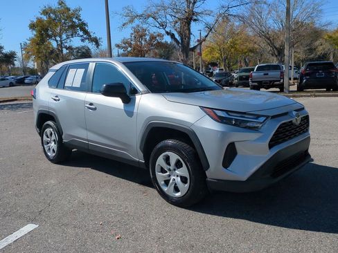 Used 2023 Toyota RAV4 LE image 3
